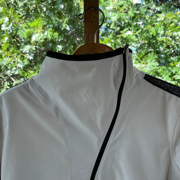 Lululemon Women's Draft Dodger Jacket Ivory/Black Size 12 - Picture 3 of 10